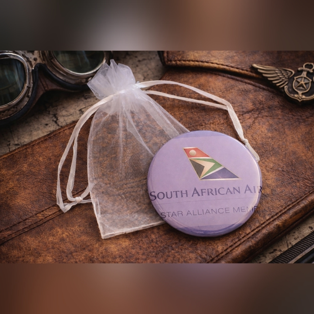 South African Air Airways Amenity Pocket Lipstick Mirror View 3